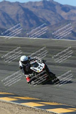 media/Mar-21-2025-CVMA Friday Practice (Fri) [[30cd4fe323]]/3-Racer 2/Session 2 (Bowl)/